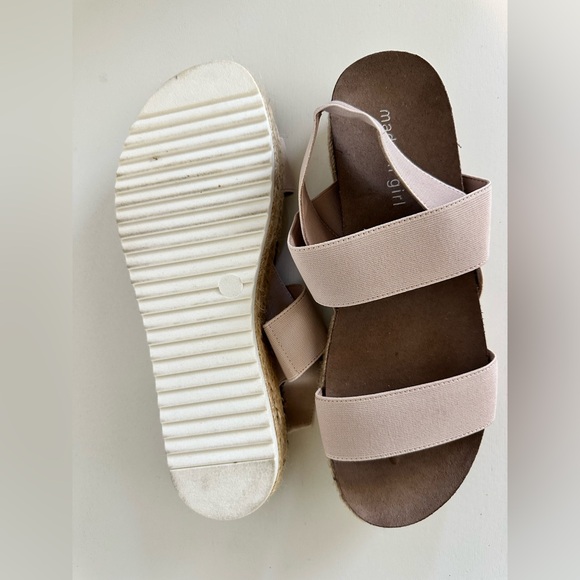 Madden Girl Women's Cream Sandals - Picture 2 of 4